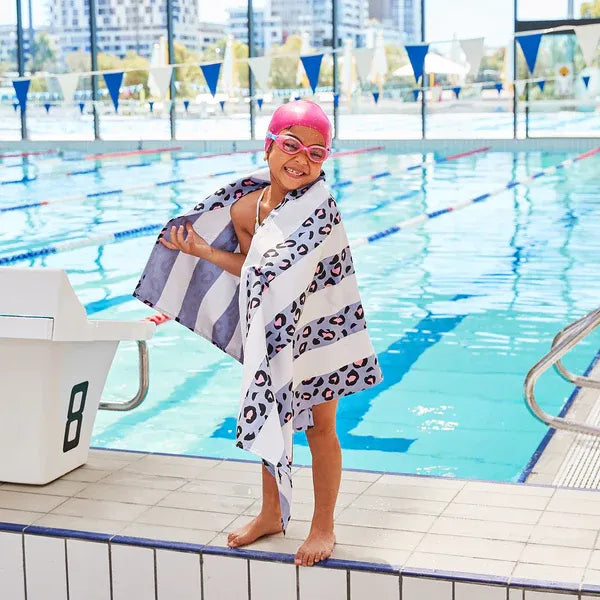 Toalla Playa Microfibra Dock & Bay Lively Leopard L