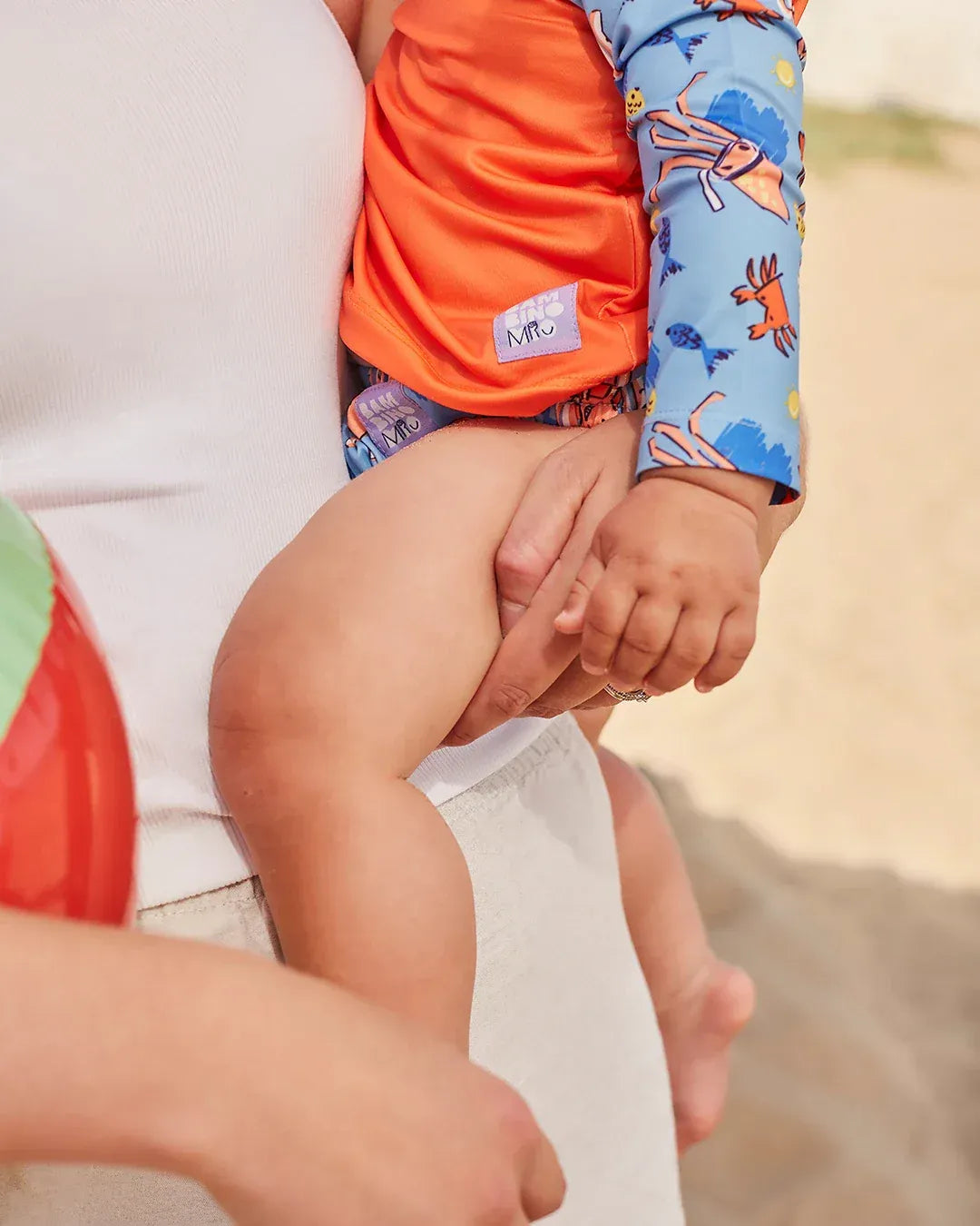 Camiseta Solar Bambino Mio - Manta Raya y Focas
