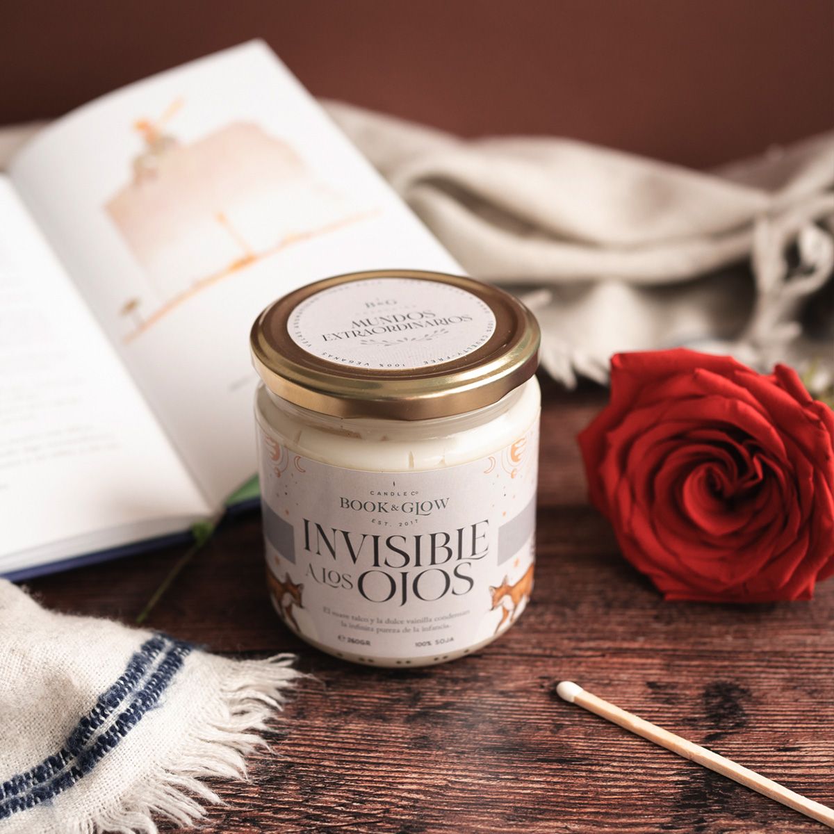 Vela Soja Book & Glow - Invisible a los ojos